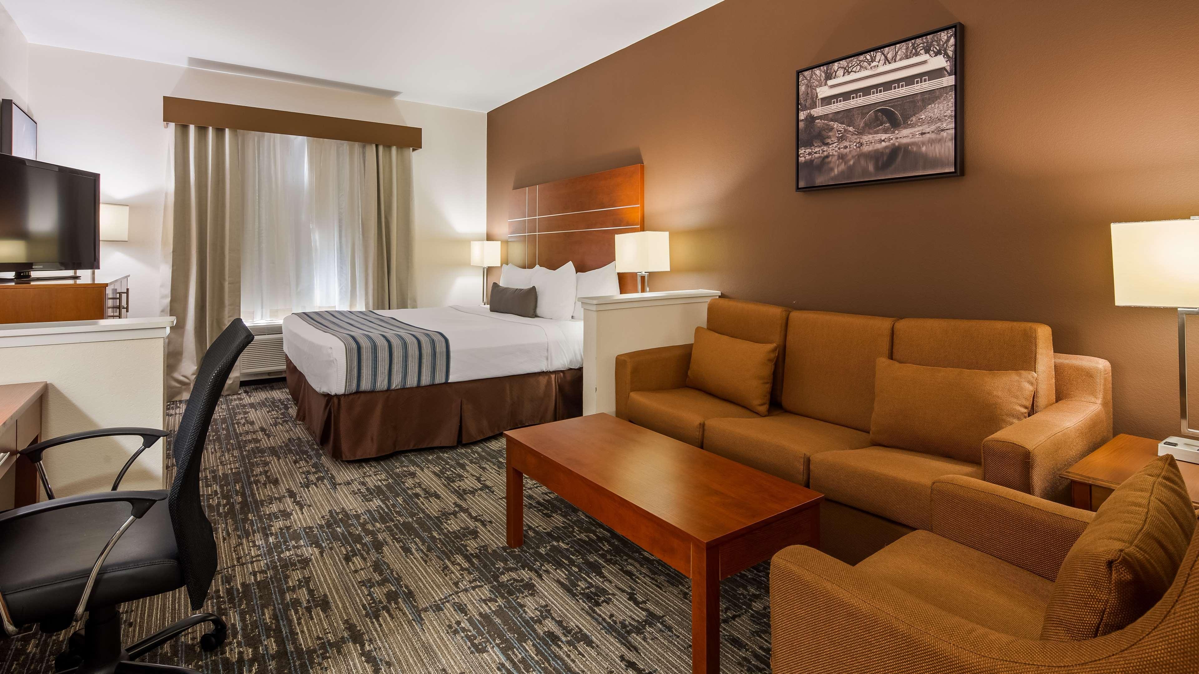 Best Western Plus Wakeeney Inn & Suites Exteriör bild