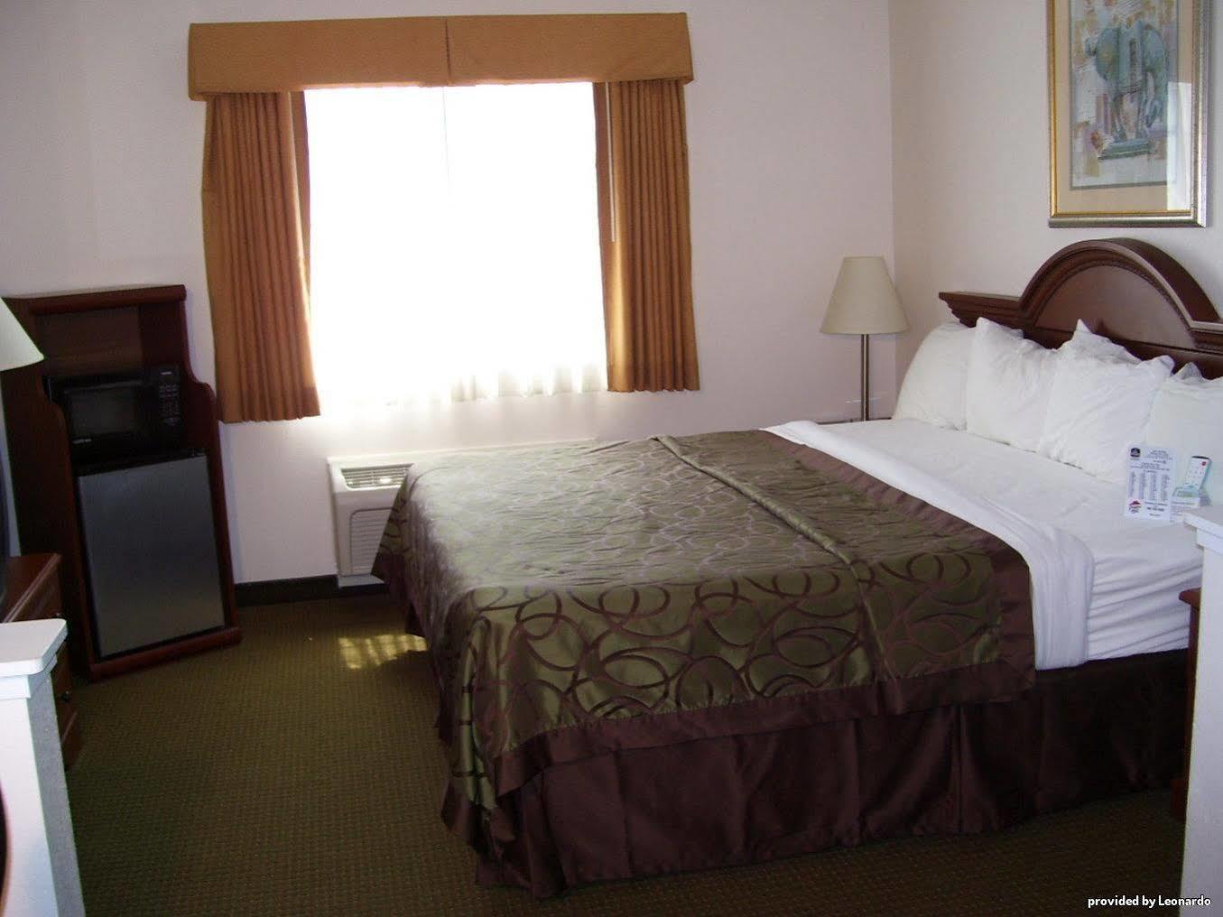 Best Western Plus Wakeeney Inn & Suites Exteriör bild