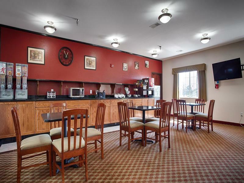 Best Western Plus Wakeeney Inn & Suites Exteriör bild
