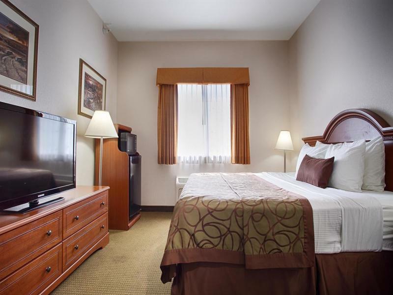 Best Western Plus Wakeeney Inn & Suites Exteriör bild