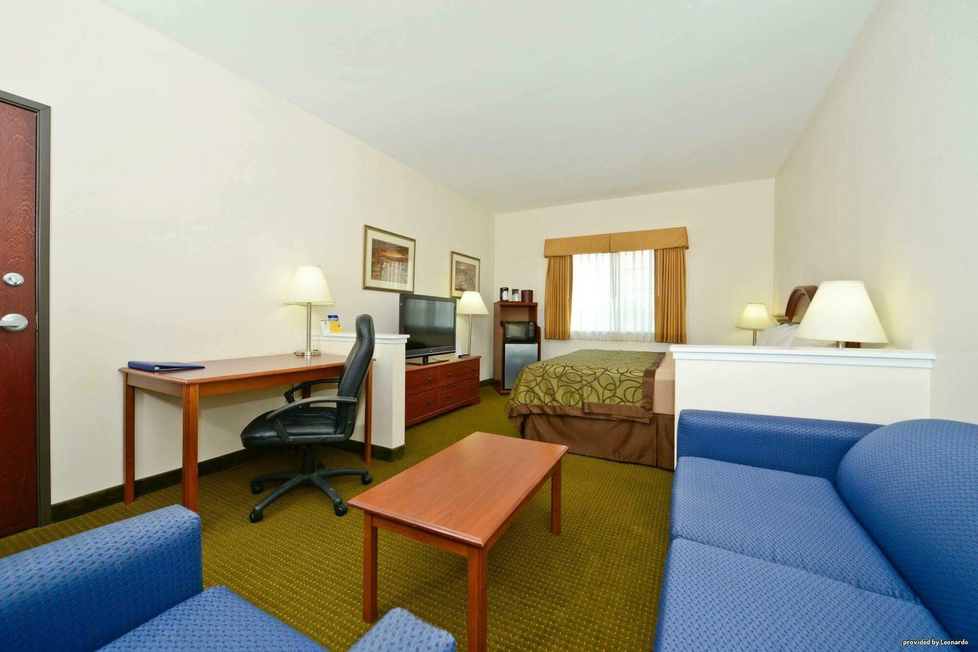 Best Western Plus Wakeeney Inn & Suites Exteriör bild